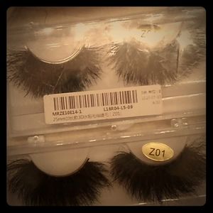 Lashes